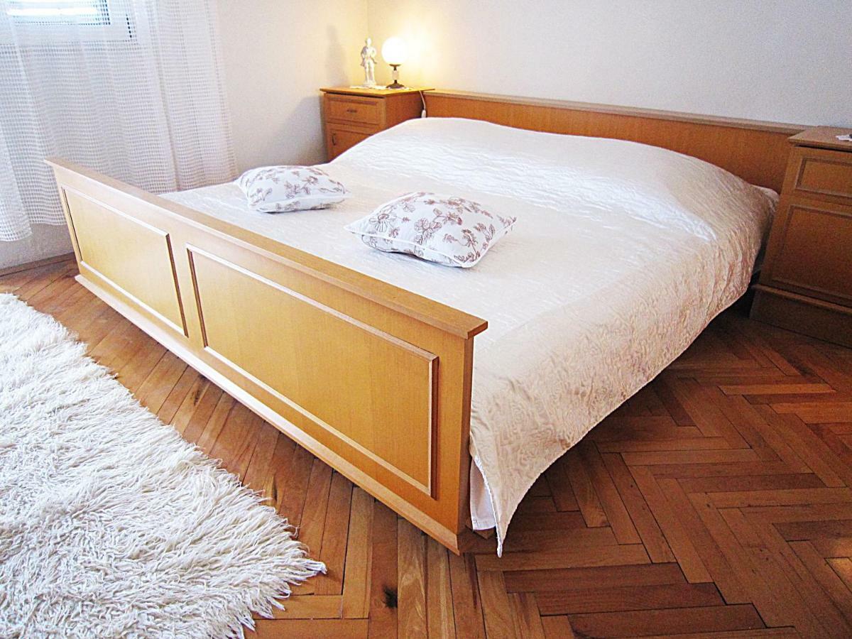 Apartment Suzy Σίμπενικ Εξωτερικό φωτογραφία